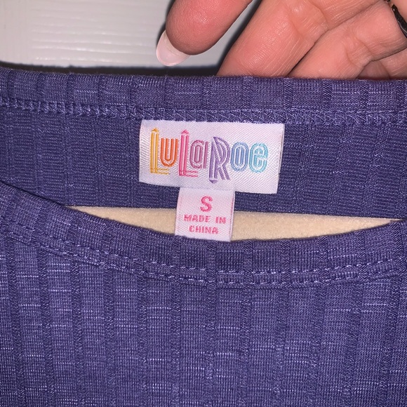 Lula Roe Gigi - Picture 2 of 2